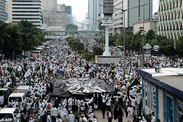 Media Asing Sebut 100 Ribu Peserta Reuni 212 di Monas